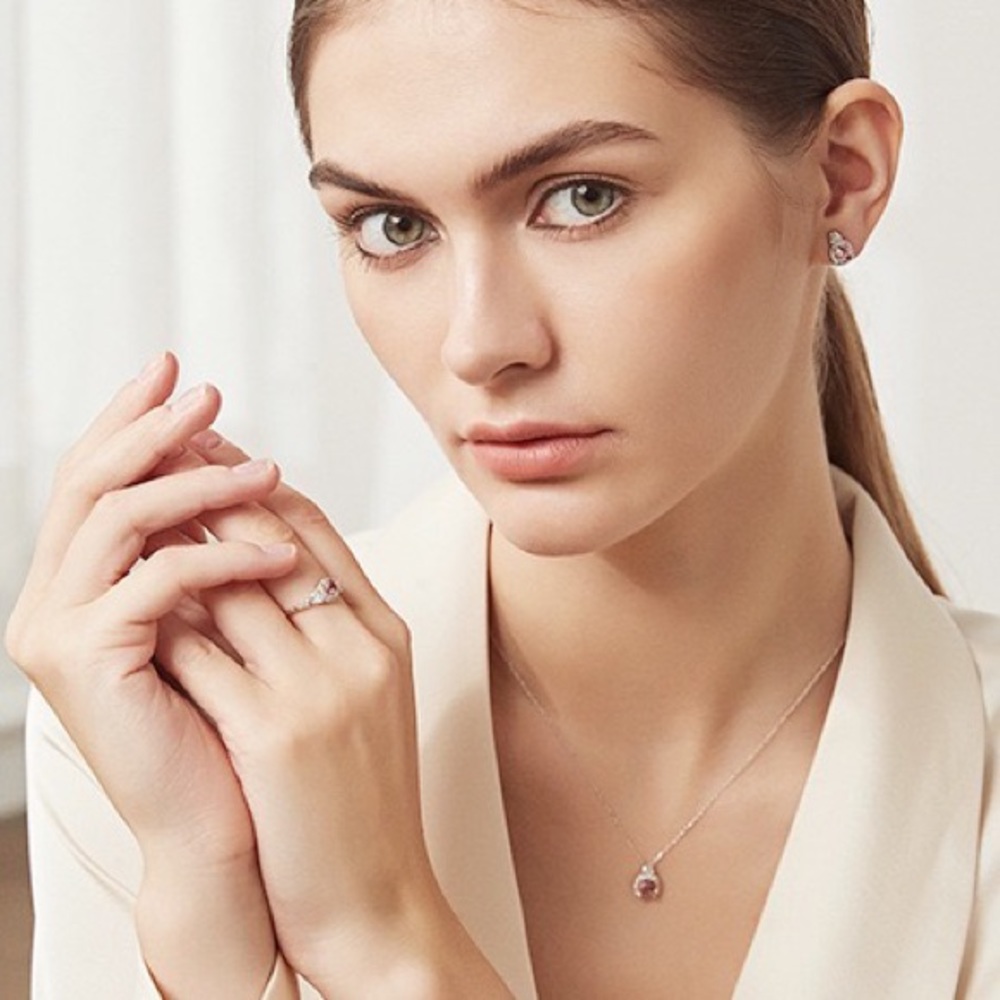 Beautiful pink tourmaline jewelry set (Necklace and Ring)